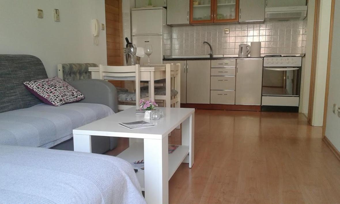 Apartman LOZA Klek Bagian luar foto